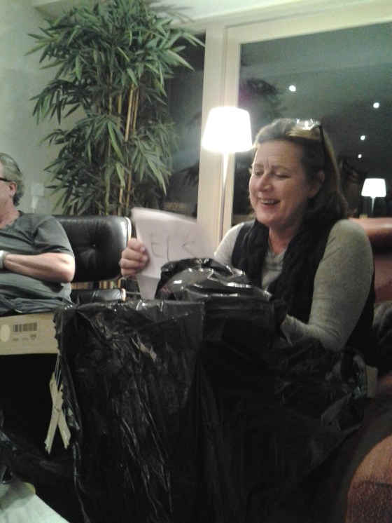 Els reading her poem from the Sint