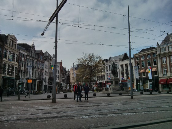 Street view next to the Hofvijver