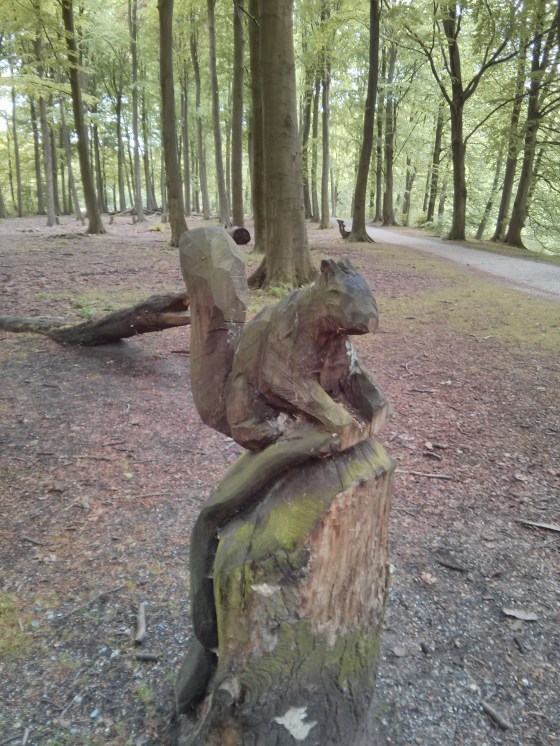 Another wooden sculpture in the Haagse Bos