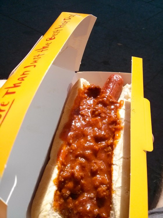 Koen's chili dog