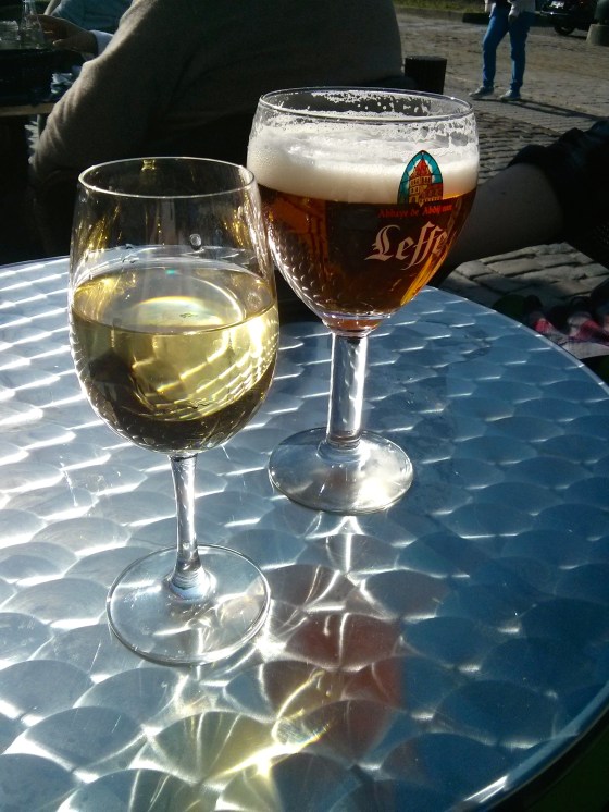 Chardonnay for me and a Leffe Blond for Koen