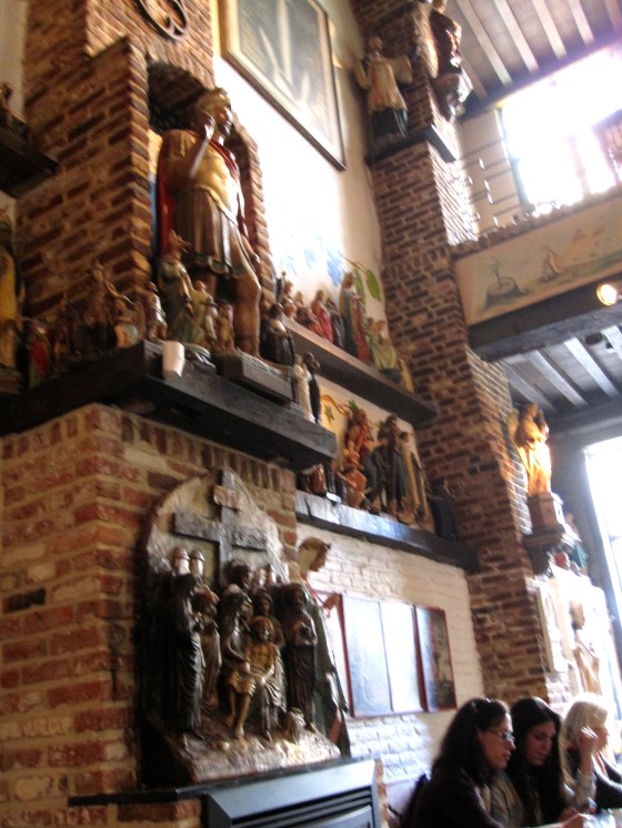 Inside Het Kathedraalcafé