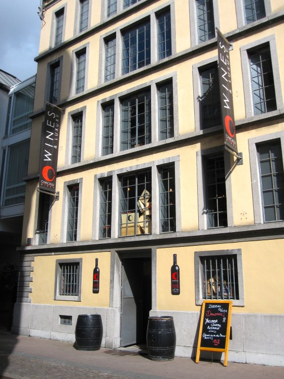 Early that day I visited Chacalli Wines with my father-in-law for a few wine tastings