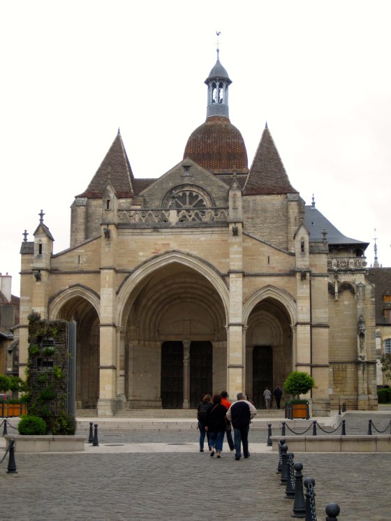 La basilique Notre Dame de Beaune
