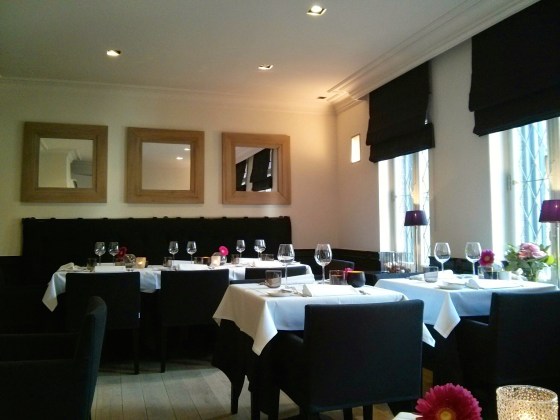 We had an early reservation, and were the first ones in the restaurant