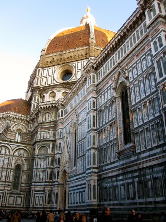 First glimpse of the dome of the Cathedral of Saint Mary of the Flower
