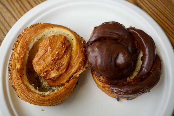 3E4A216F-760C-4CC3-808F-DCEAF3B014C7_1_201_a